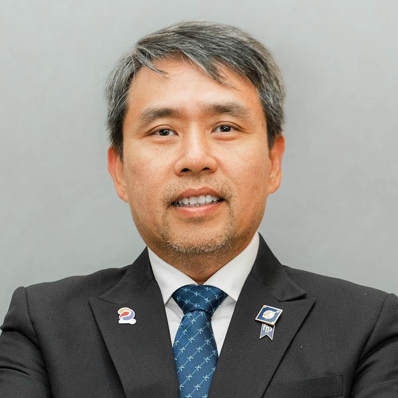 Arch. Manuel L. Torres Jr